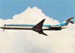 1993 Aerolineas Argentinas MD-88 LV-VBZ Postcard