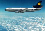 1973 Lufthansa McDonnell Douglas DC-10 Postcard D-ADAO